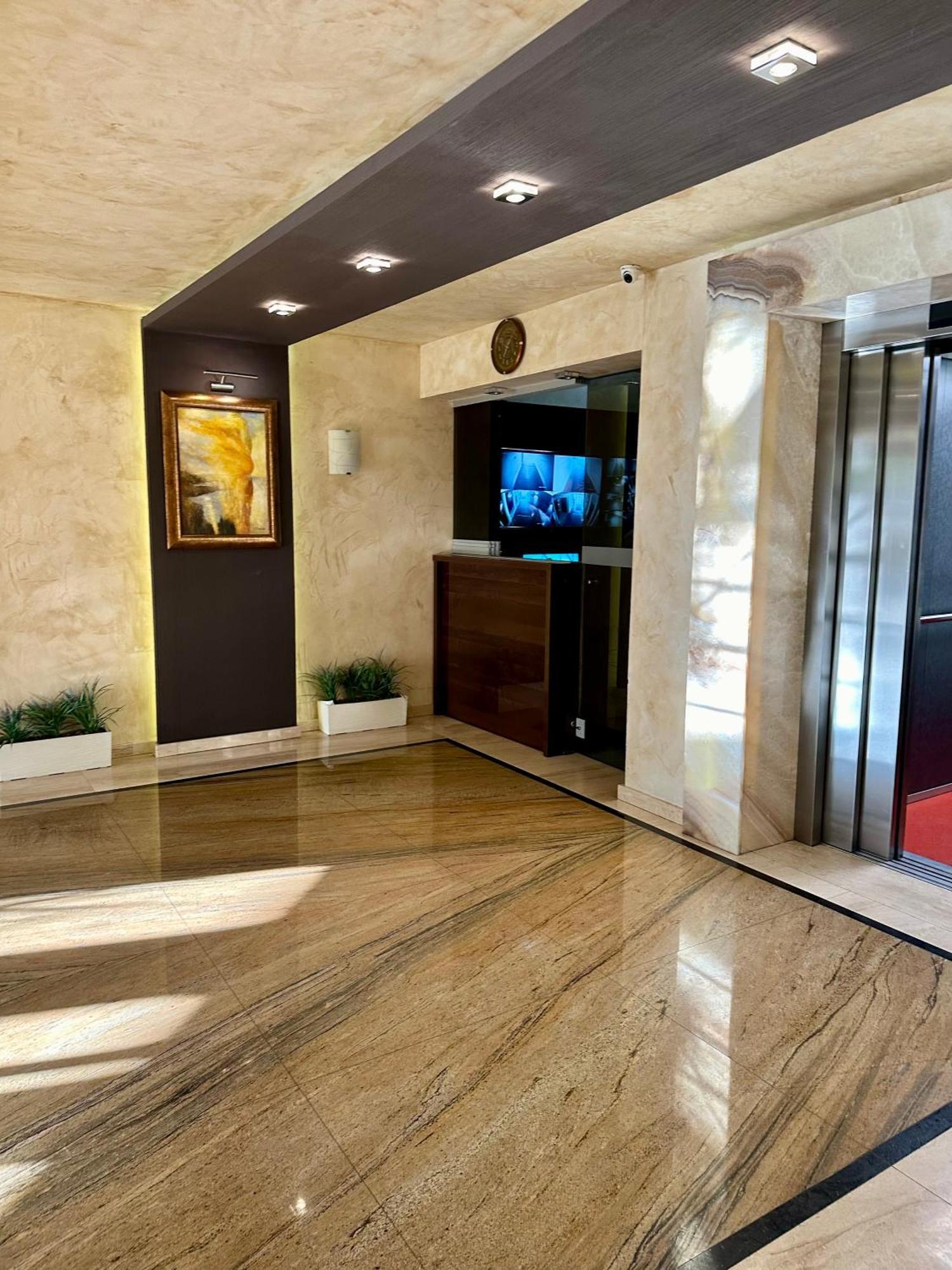 Serenity Studio Burgas Esterno foto